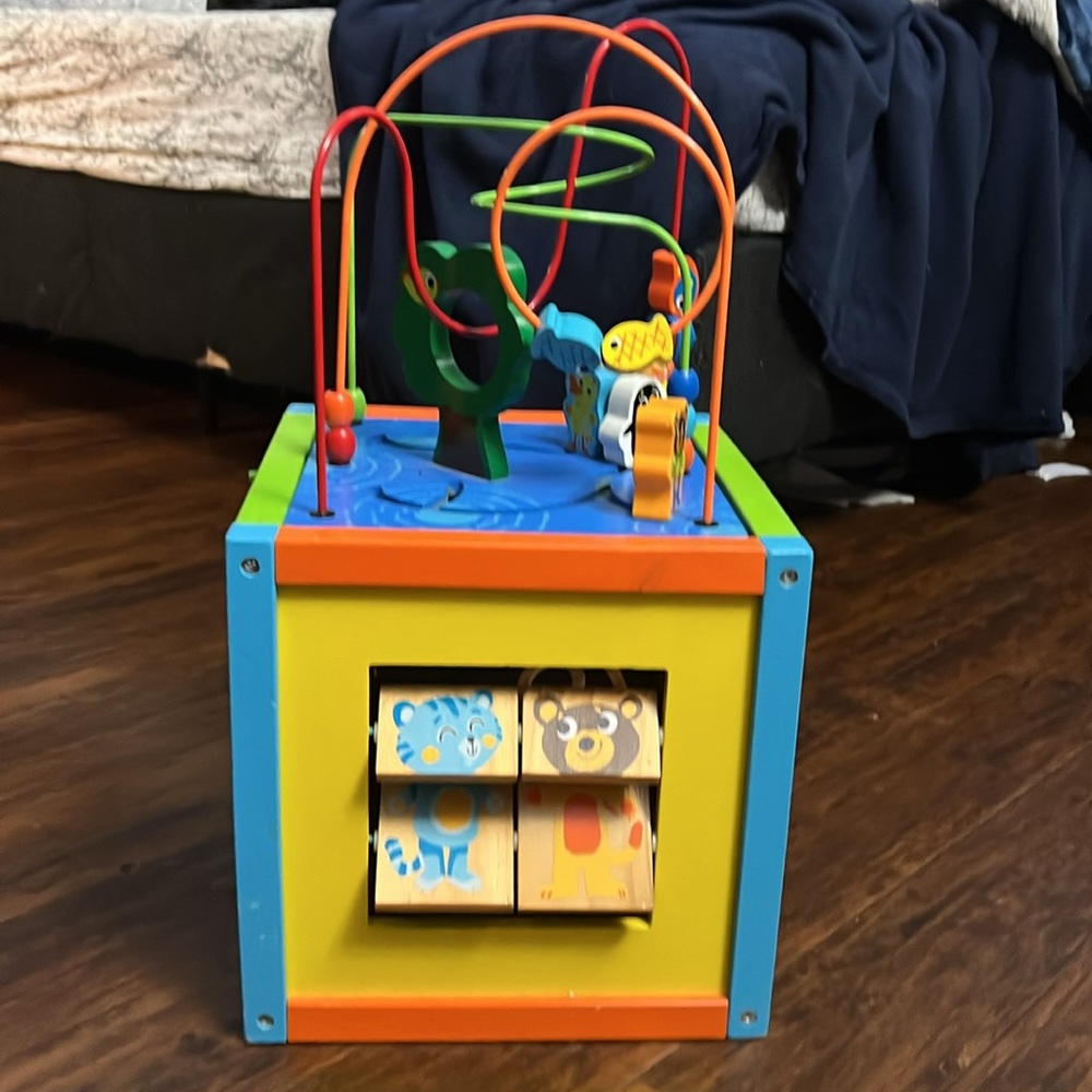 Giant Activity cube - Picture 3 of 5